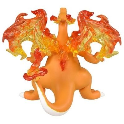 Charizard Gigantamax - Pokémon Centre Figure — product image 2