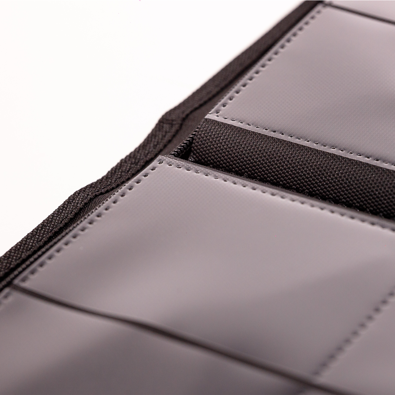 HAKI PRO - Black 12 Pocket Premium Trading Card Binder